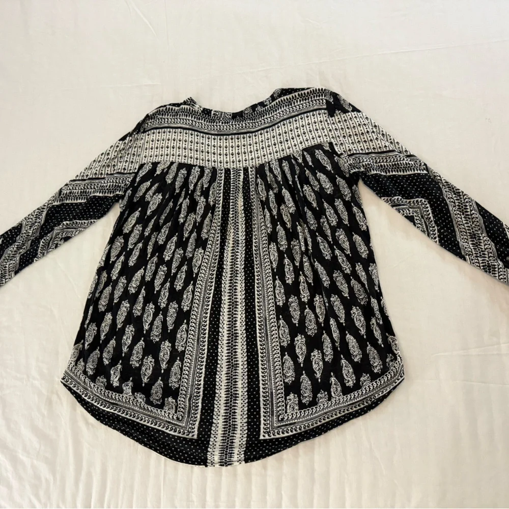 Lucky Brand Boho Top Black and White Button Front - Size M